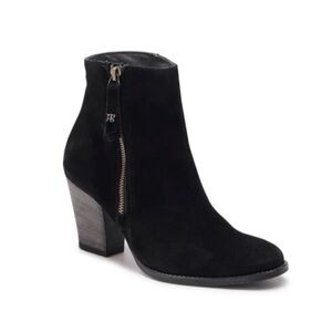 NWOT Paul Green Reya Boot in Black Soft Suede 
Size 9.5 (7)